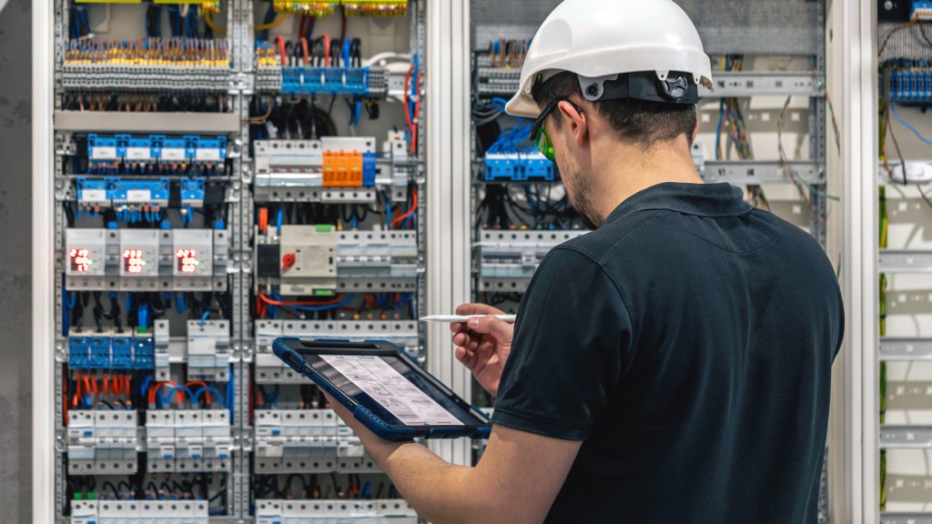 Mise en place d’un tableau électrique dans un local professionnel
